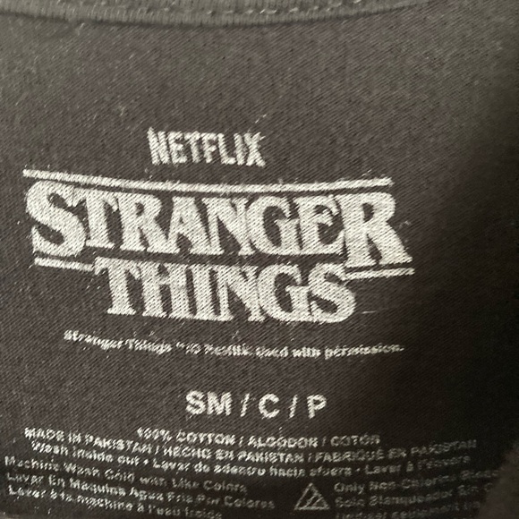 Stranger Things Max Mayfield t-shirt - Picture 6 of 6